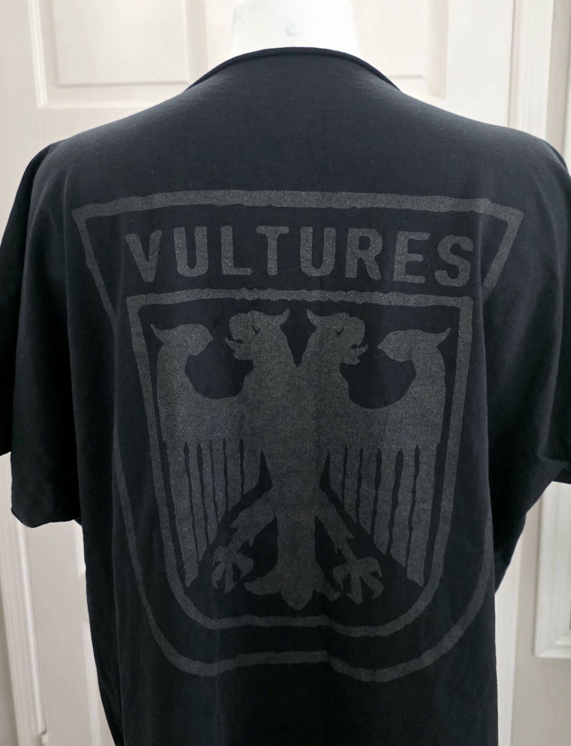 Yeezy Kanye West Yeezy Vultures Shirt Size 3 XL Black short Sleeve Size US XL / EU 56 / 4 - 4 Thumbnail