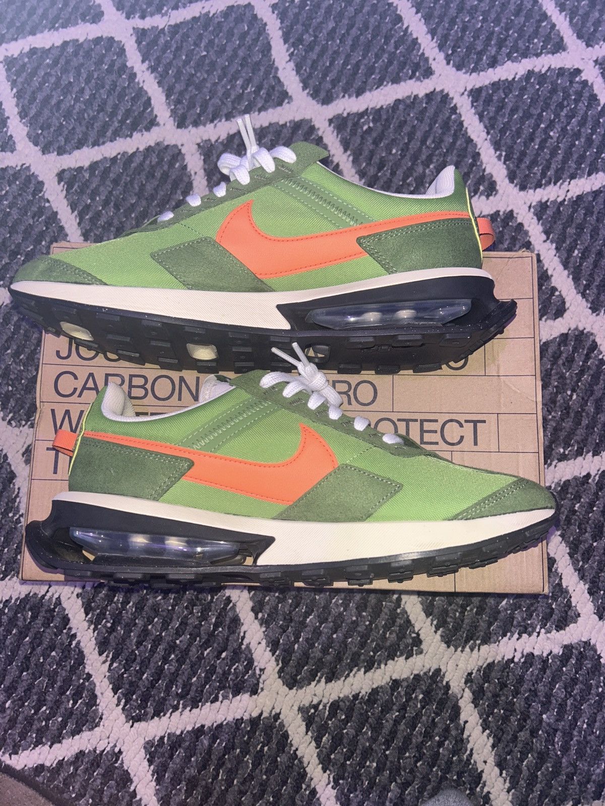 Nike Air Max Size US 9 / EU 42 - 1 Thumbnail