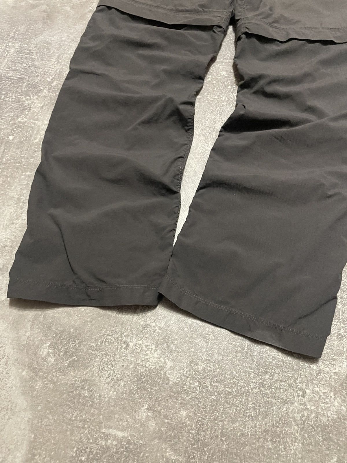 The North Face Vintage The North Face Transformer Track Pants Size US 30 / EU 46 - 15 Thumbnail
