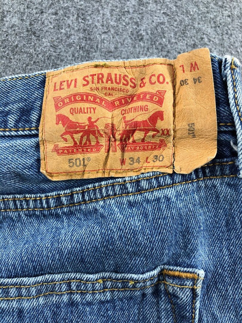 Levi's Vintage Light Wash Levis 501 Jeans-JM779 Size US 34 / EU 50 - 6 Thumbnail