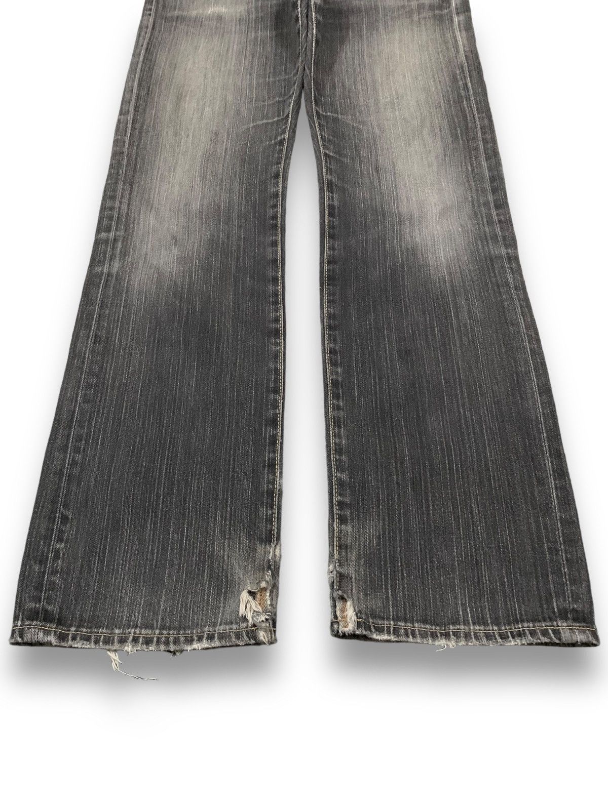 Undercover × Uniqlo Vintage Uniqlo S001 Faded Straight Leg Distressed Jeans Size US 32 / EU 48 - 5 Thumbnail
