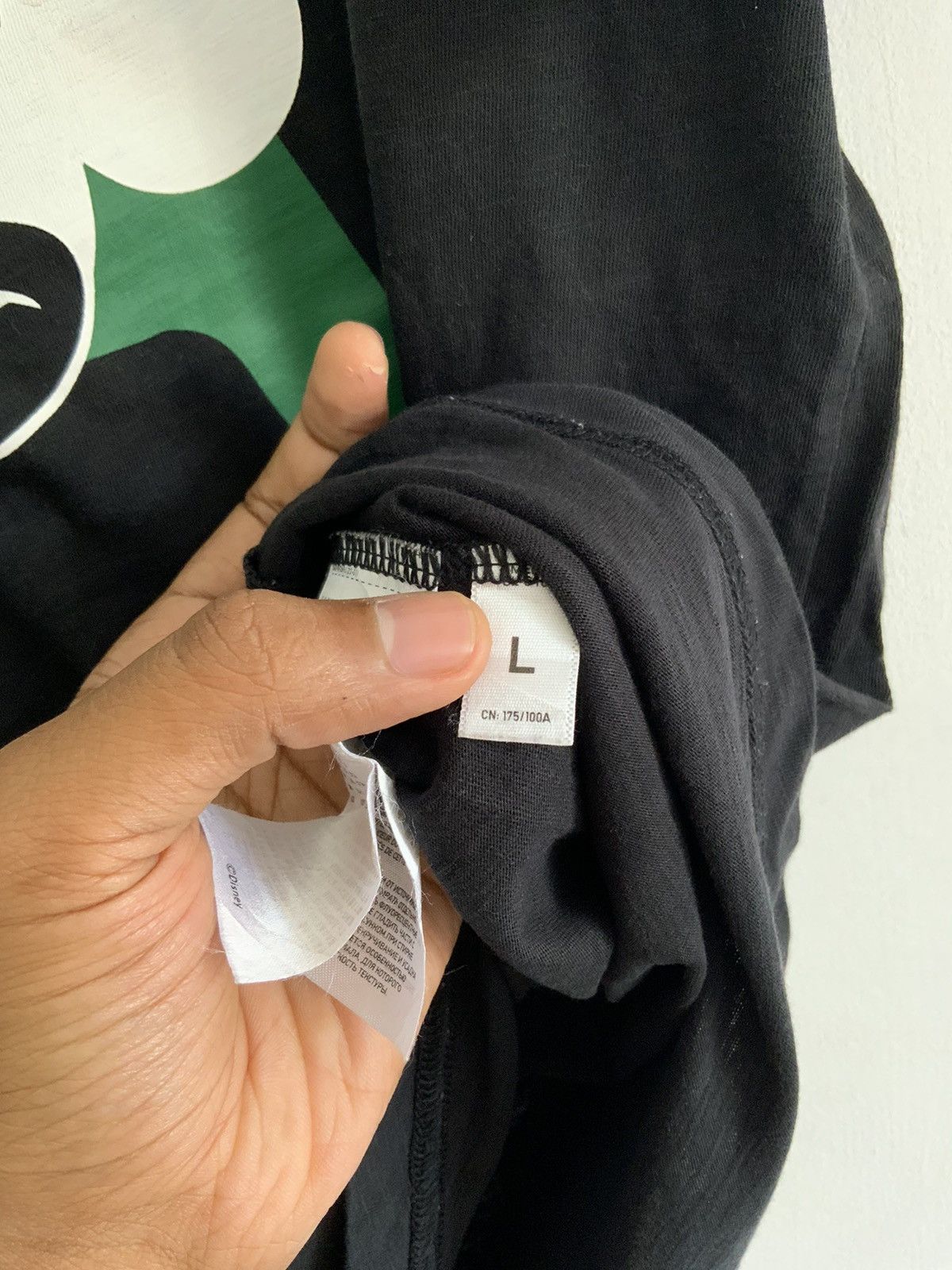 Disney × Undercover Uniqlo Undercover Mickey Mouse Tee Size US L / EU 52-54 / 3 - 11 Thumbnail