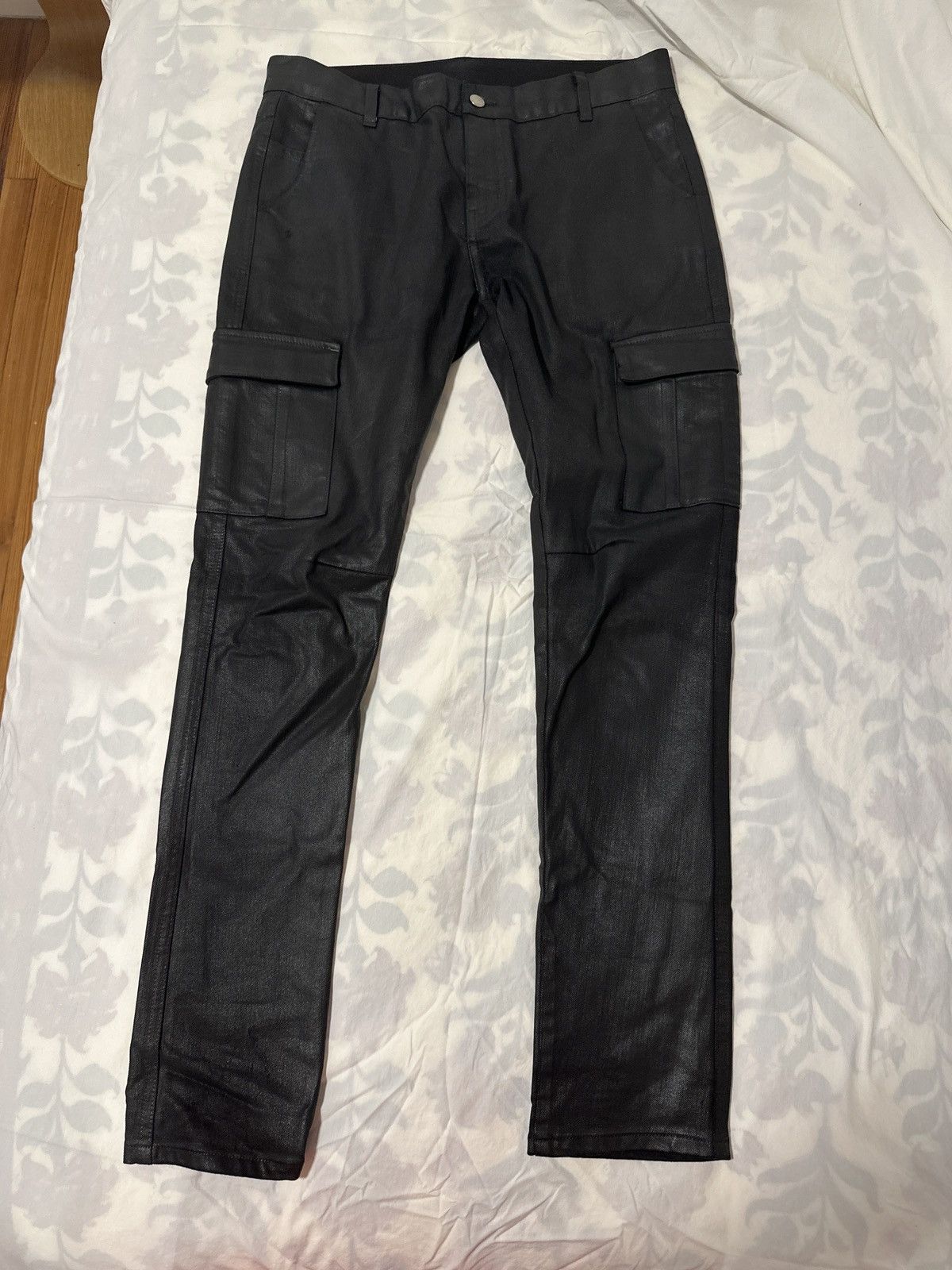 Other Lleru black waxed cargo denim Size US 32 / EU 48 - 1 Thumbnail