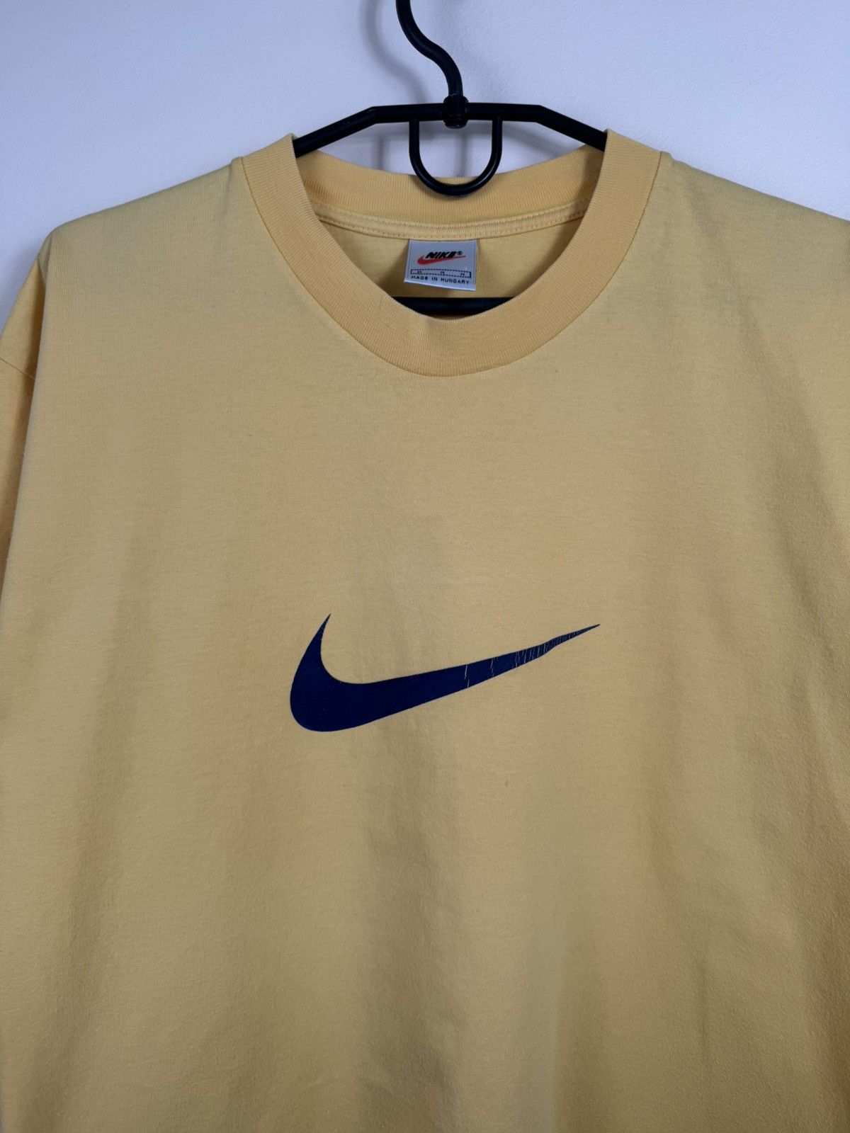 Nike Vintage Nike T shirt Centre Logo Peach Streetwear M Size US M / EU 48-50 / 2 - 11 Thumbnail