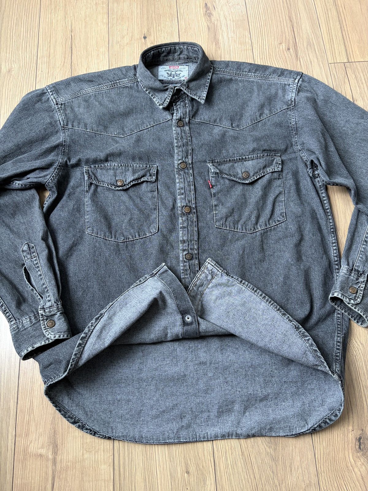 Levi's Vintage Clothing Levis Vintage Gray Heavy Denim Jeans Shirt Size US M / EU 48-50 / 2 - 11 Thumbnail
