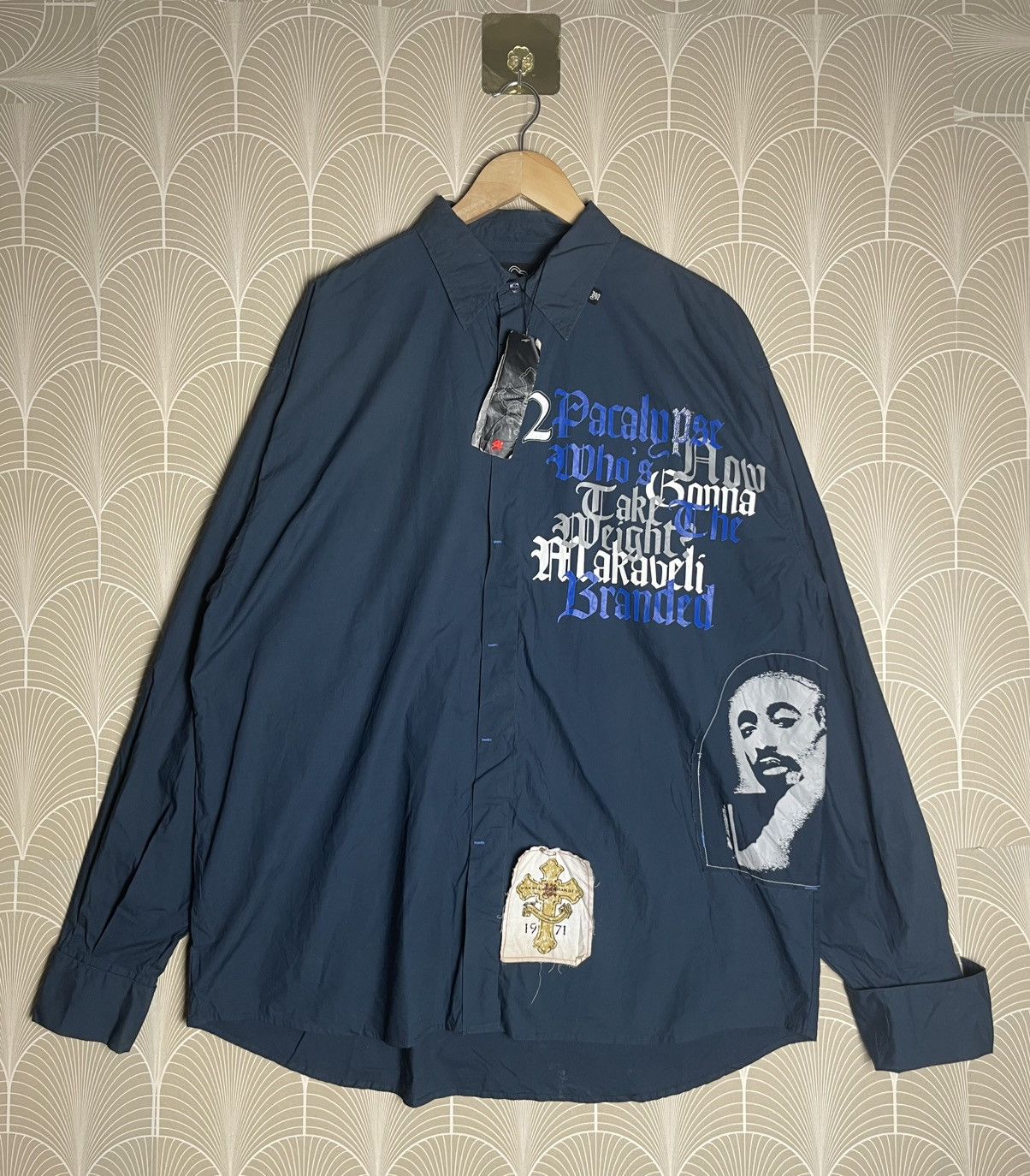 Makaveli VINTAGE Y2K MAKAVELI- BRAND TUPAC BIG FACE BUTTON UP XXL Size US XXL / EU 58 / 5 - 1 Thumbnail
