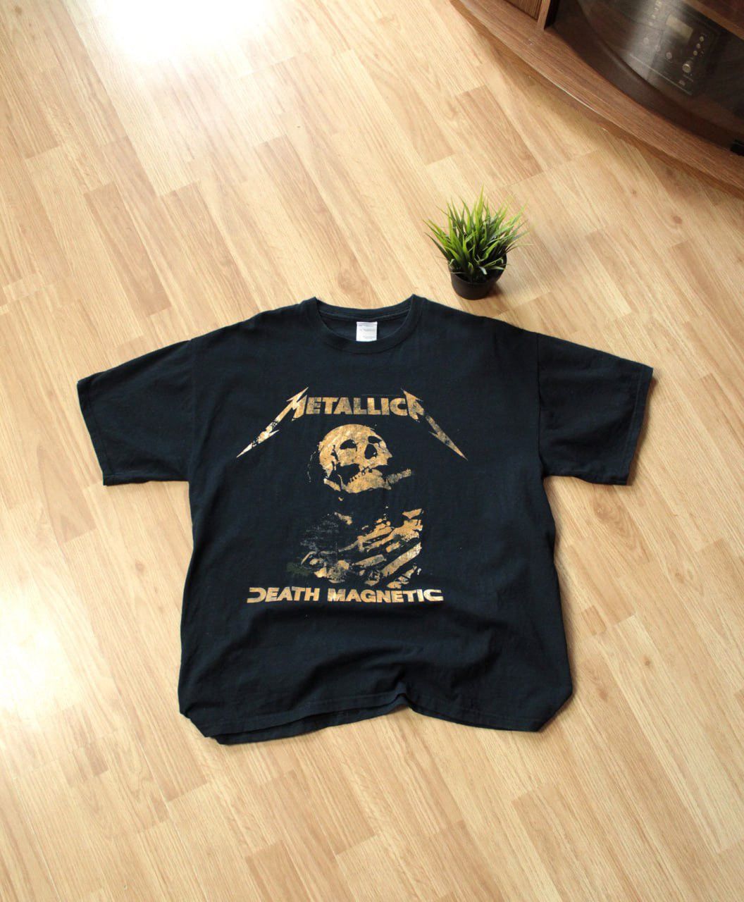 Band Tees × Metallica × Vintage 🔥 Metallica Death Magnetic Tour 2009 T Shirt Rock Vintage Size US XL / EU 56 / 4 - 1 Thumbnail