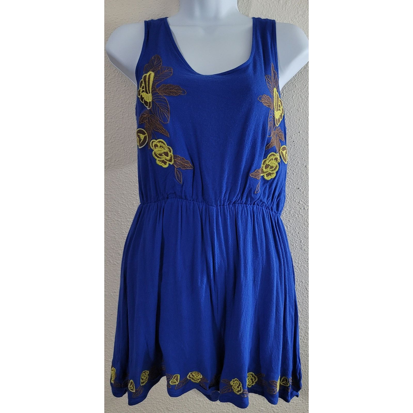 Other Illa Illa Blue Embroidered Floral Romper M Tie Back Size 32" / US 10 / IT 46 - 1 Thumbnail