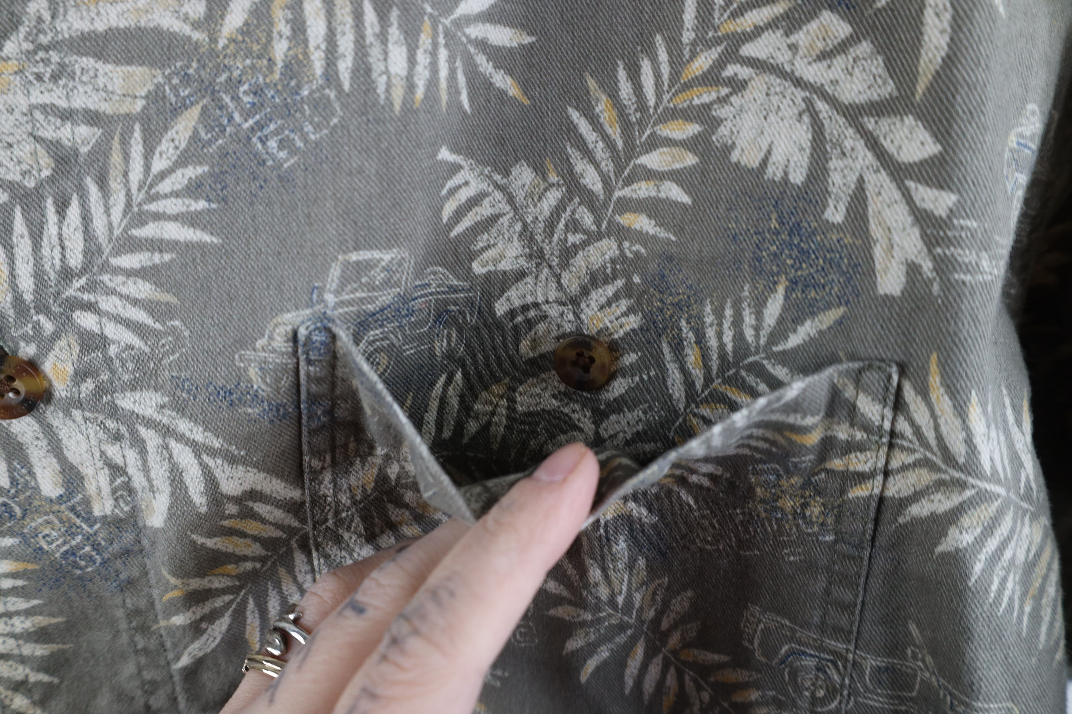 Vintage × Woolrich Woolen Mills Vintage 90s Woolrich All Over Print Hawaiian Button Shirt Size US XXL / EU 58 / 5 - 6 Thumbnail