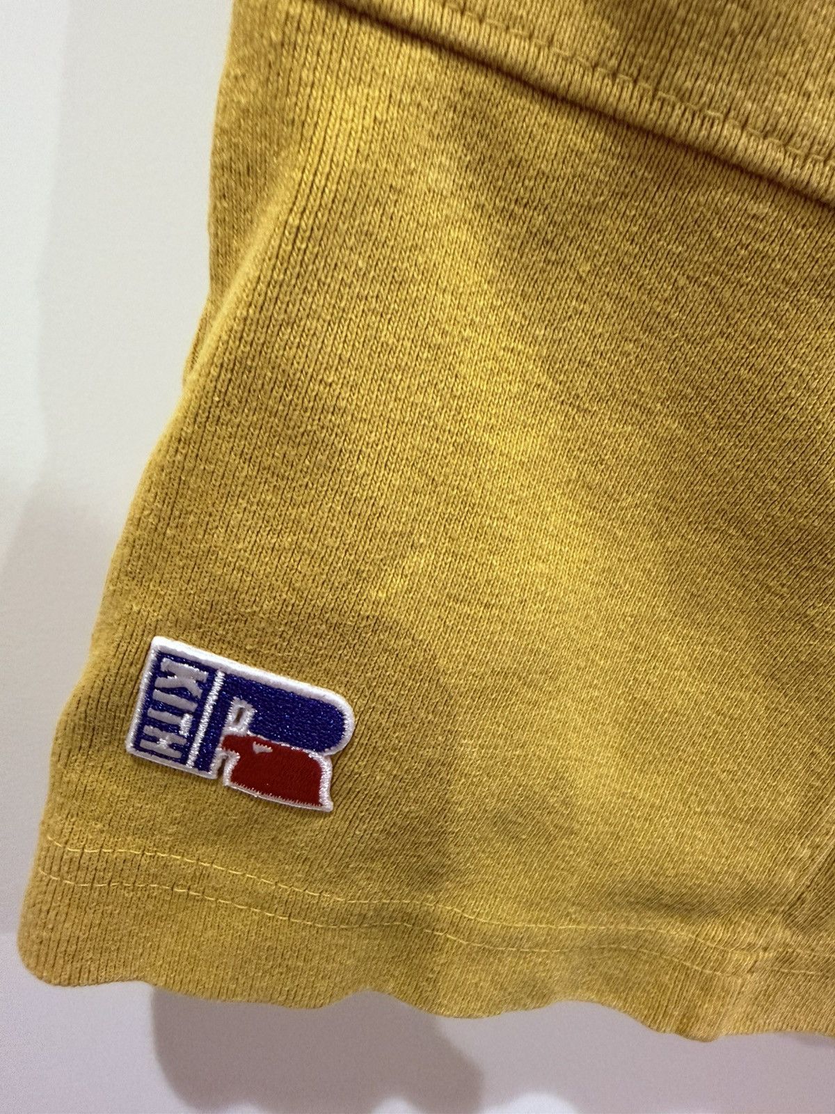 Kith × Russell Athletic Kith x Russell Athletic Size US 32 / EU 48 - 2 Thumbnail