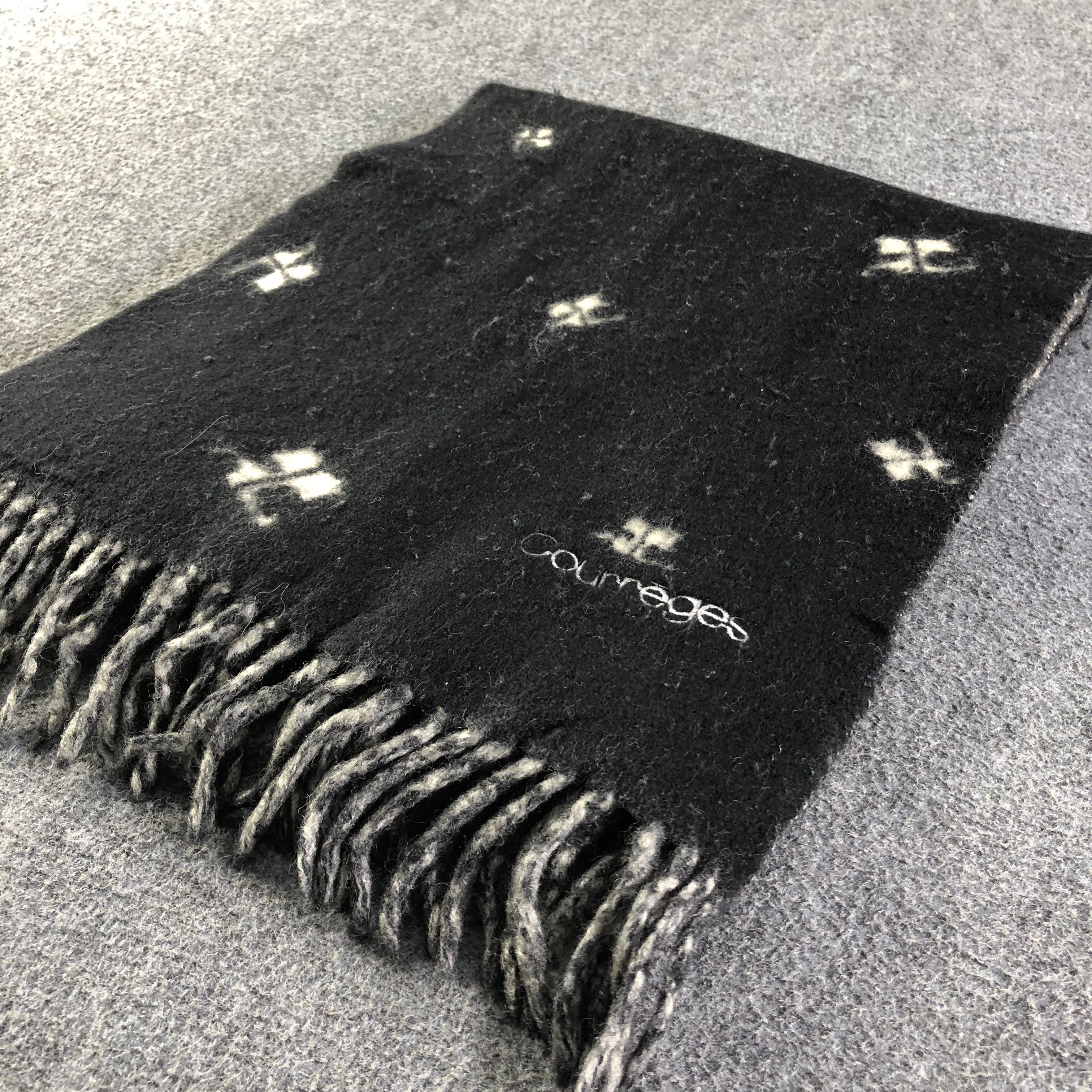 Courreges Courreges Scarf / Muffler / Neckwear Size ONE SIZE - 3 Thumbnail