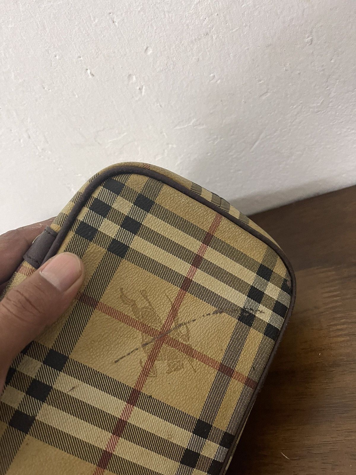 Burberry × Vintage Burberry haymarket nova check shoulder bag (see photo) Size ONE SIZE - 6 Thumbnail