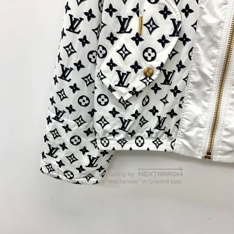 Louis Vuitton Louis Vuitton 23 Cotton Hooded Drawstring Zipper Long Slee Size XS / US 0-2 / IT 36-38 - 4 Thumbnail