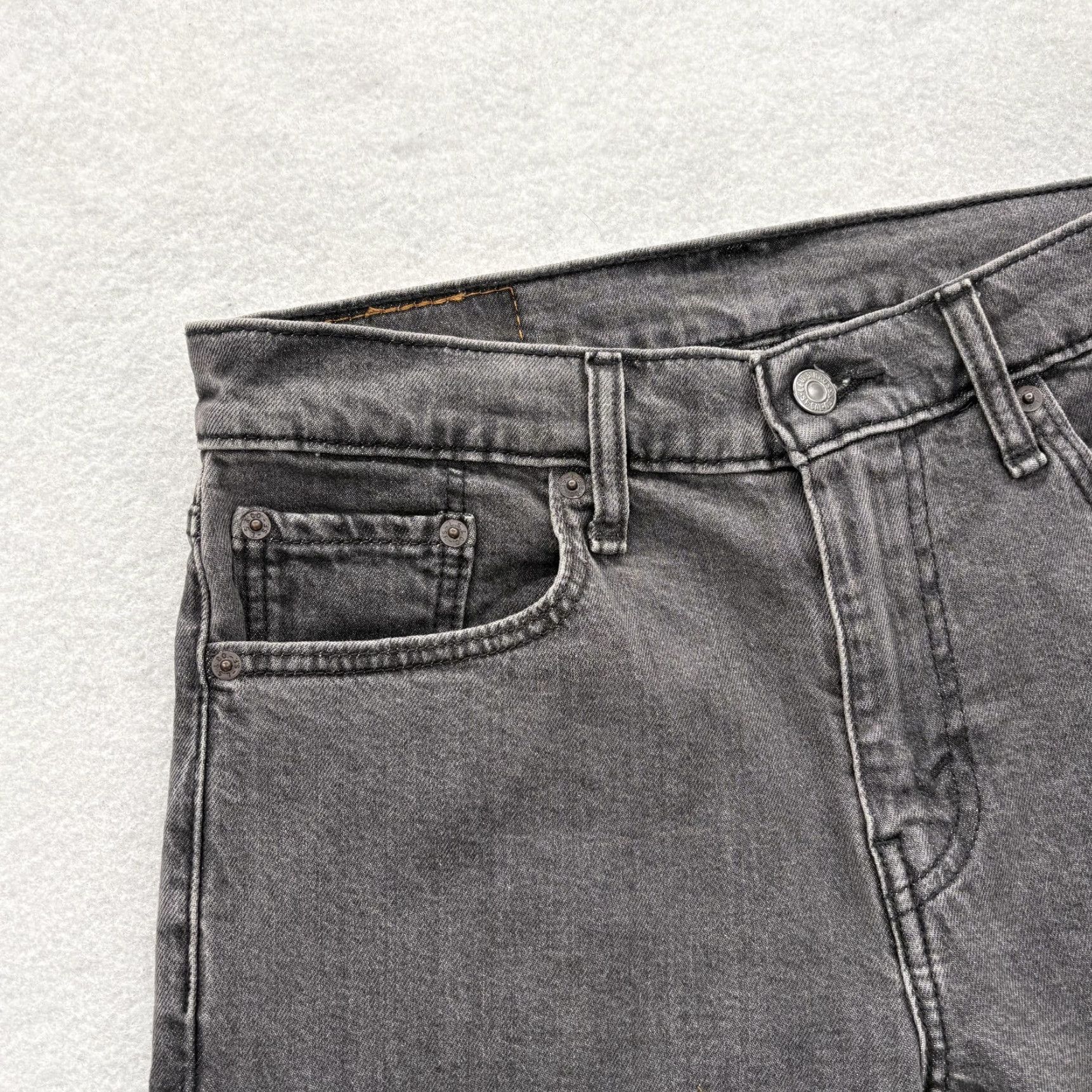 Levi's Levis 512 Jeans Mens 30x32 Gray Medium Wash Slim Tapered Denim Pants Suspenders? Size US 30 / EU 46 - 3 Thumbnail