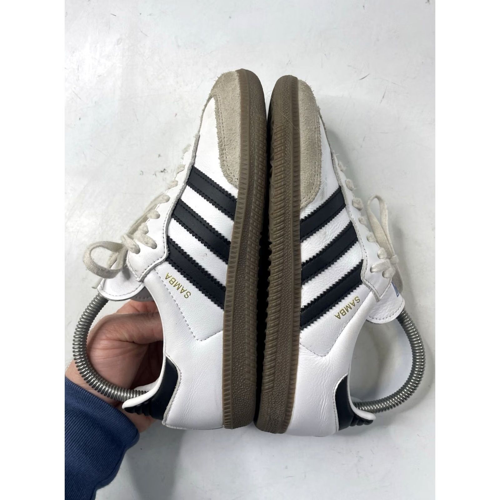 Adidas Adidas Samba OG Low Cloud White Core Black Men’s 5 Gum Sole 2024 Sneaker Shoes Low Top Men US 5 White Samba OG B75806 Size US 5 / EU 37 - 7 Thumbnail
