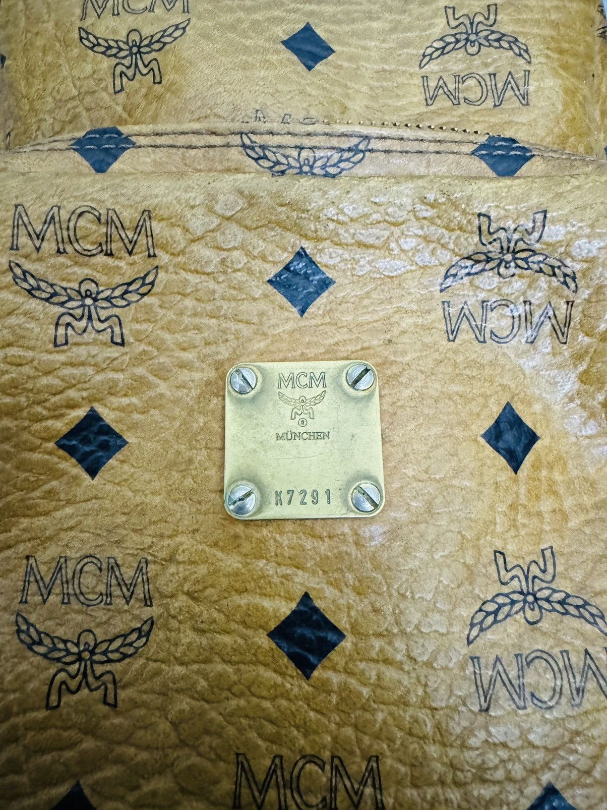 MCM × Vintage RARE ‼️ VINTAGE MCM AMAZON DESIGN Size ONE SIZE - 6 Thumbnail