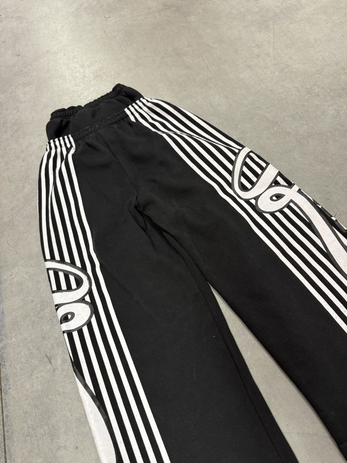 Other Love Kills Baggy Double Waisted Sweatpants - Small Size US 31 - 6 Thumbnail