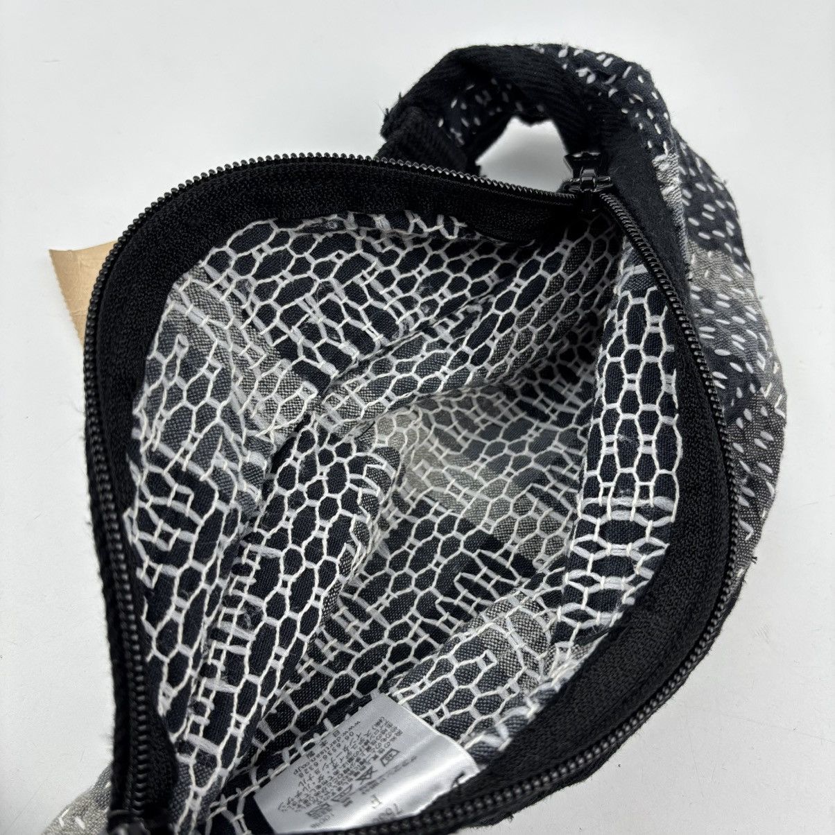 Studio D'Artisan Studio D’ Artisan Sashiko Stitching Crossbody Bag Size ONE SIZE - 7 Thumbnail