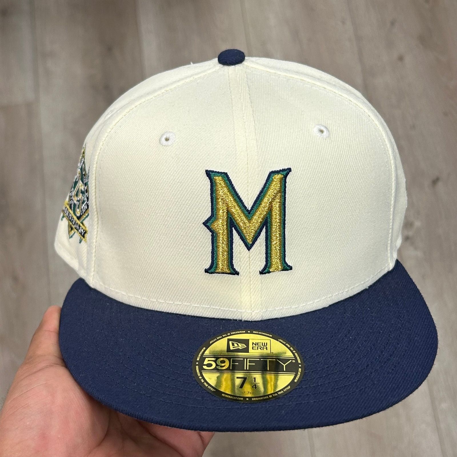 New Era New Era hat Milwaukee Brewers 25th anniversary Cap 7 1/4 Size ONE SIZE - 2 Thumbnail