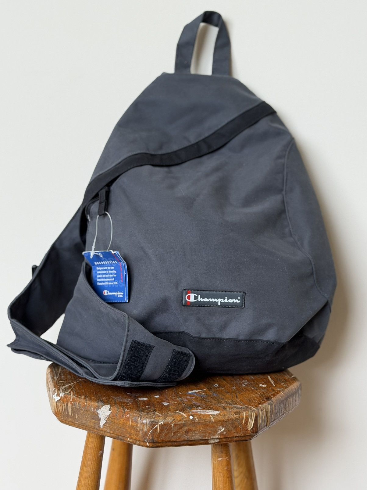 Vintage Vintage Y2K Champion Sling Bag Size ONE SIZE - 2 Thumbnail