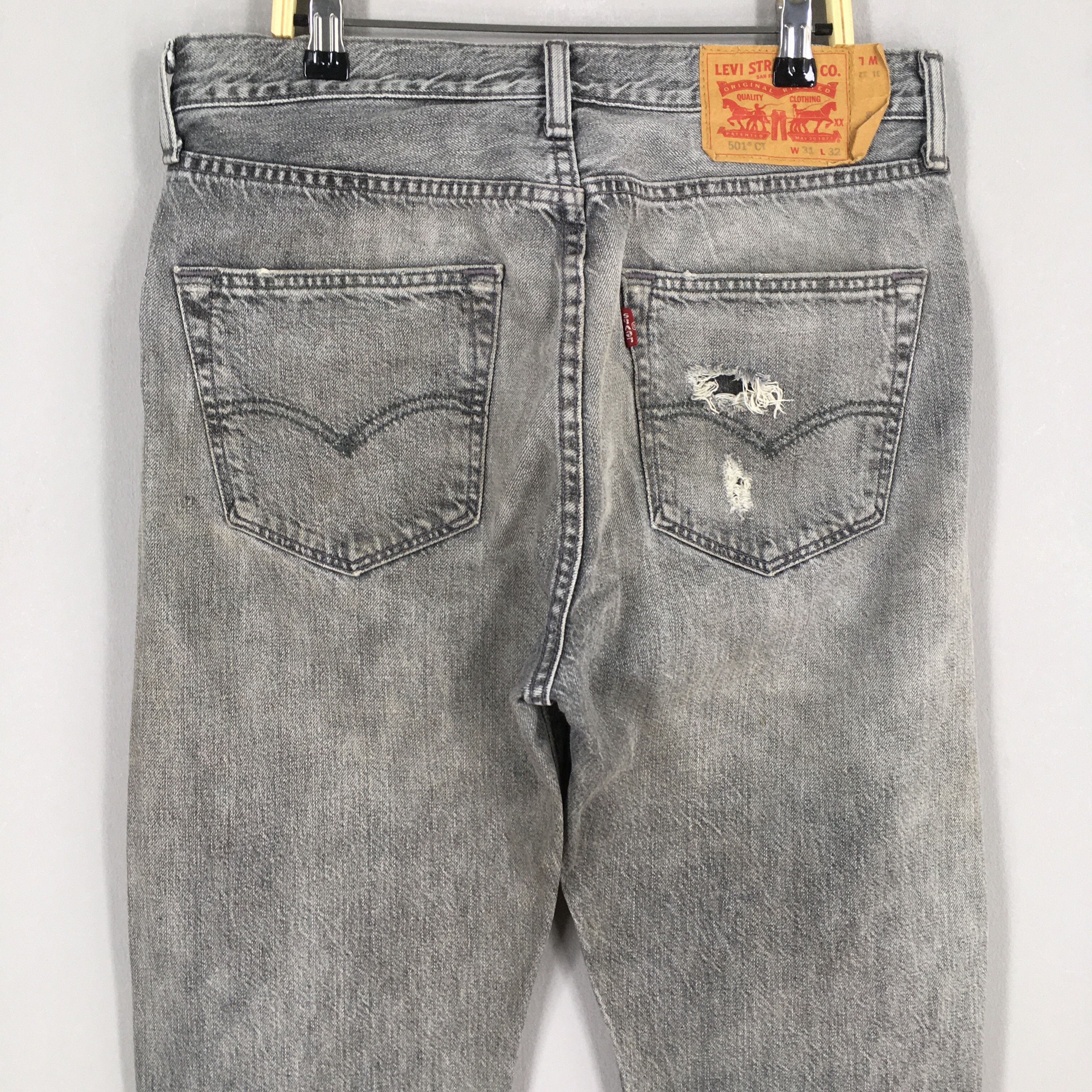 Levi's Size 30x30 Vintage Y2K Levi's 501 Faded Black Jeans S702 Size US 30 / EU 46 - 9 Thumbnail