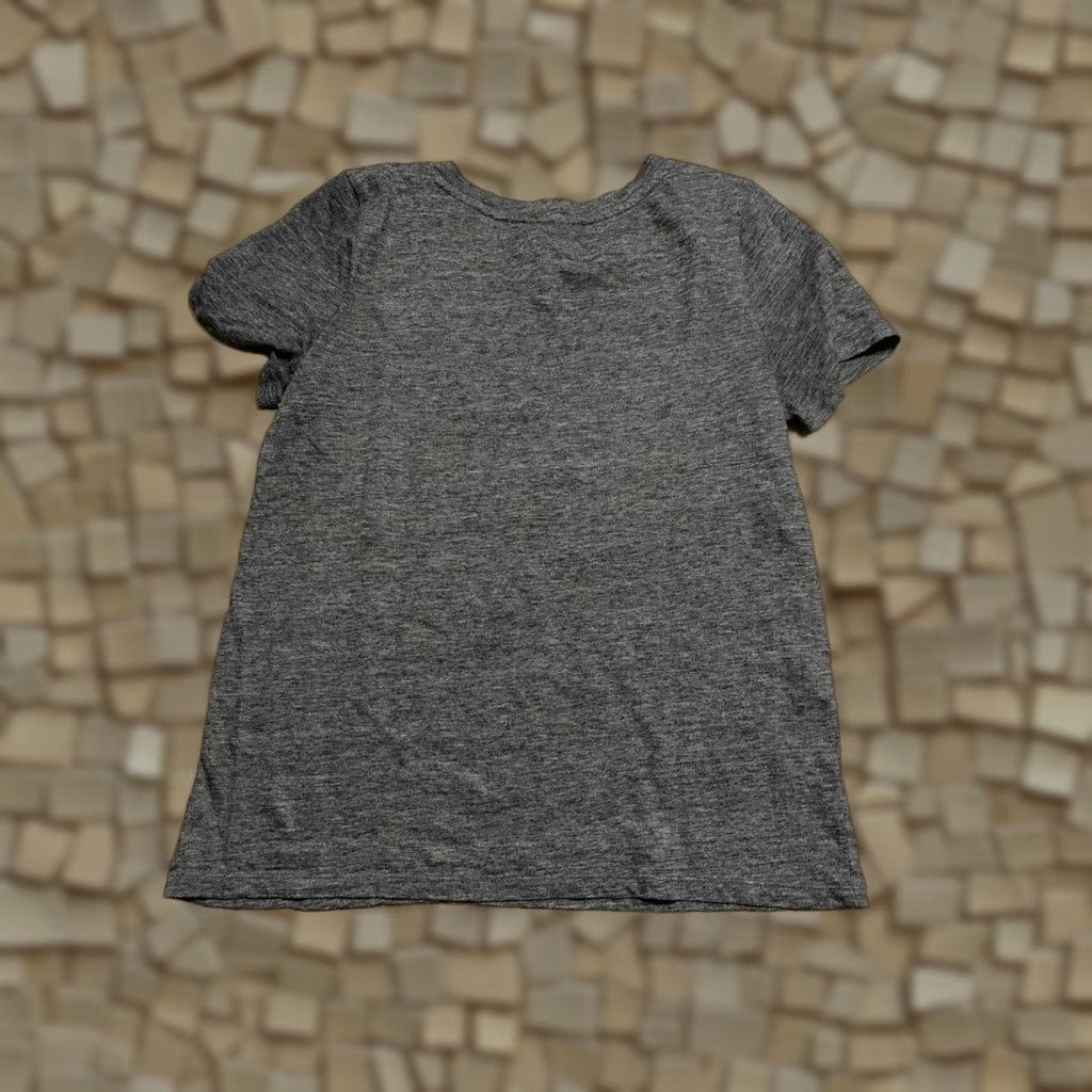 Forever 21 FOREVER 21 Shirt Women’s Medium Gray V-Neck Short Sleeve Casual Basic Size M / US 6-8 / IT 42-44 - 1 Thumbnail