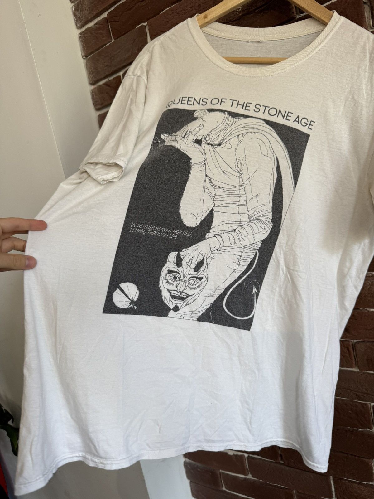 Band Tees × Vintage Rare Y2K Queens Of The Stone Age Devil Rock Band Tshirt XL Size US XL / EU 56 / 4 - 4 Thumbnail