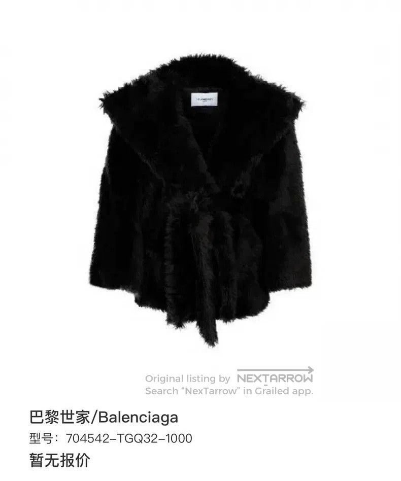 Balenciaga Balenciaga Black Fur Collared Coat. Size US S / EU 44-46 / 1 - 3 Thumbnail