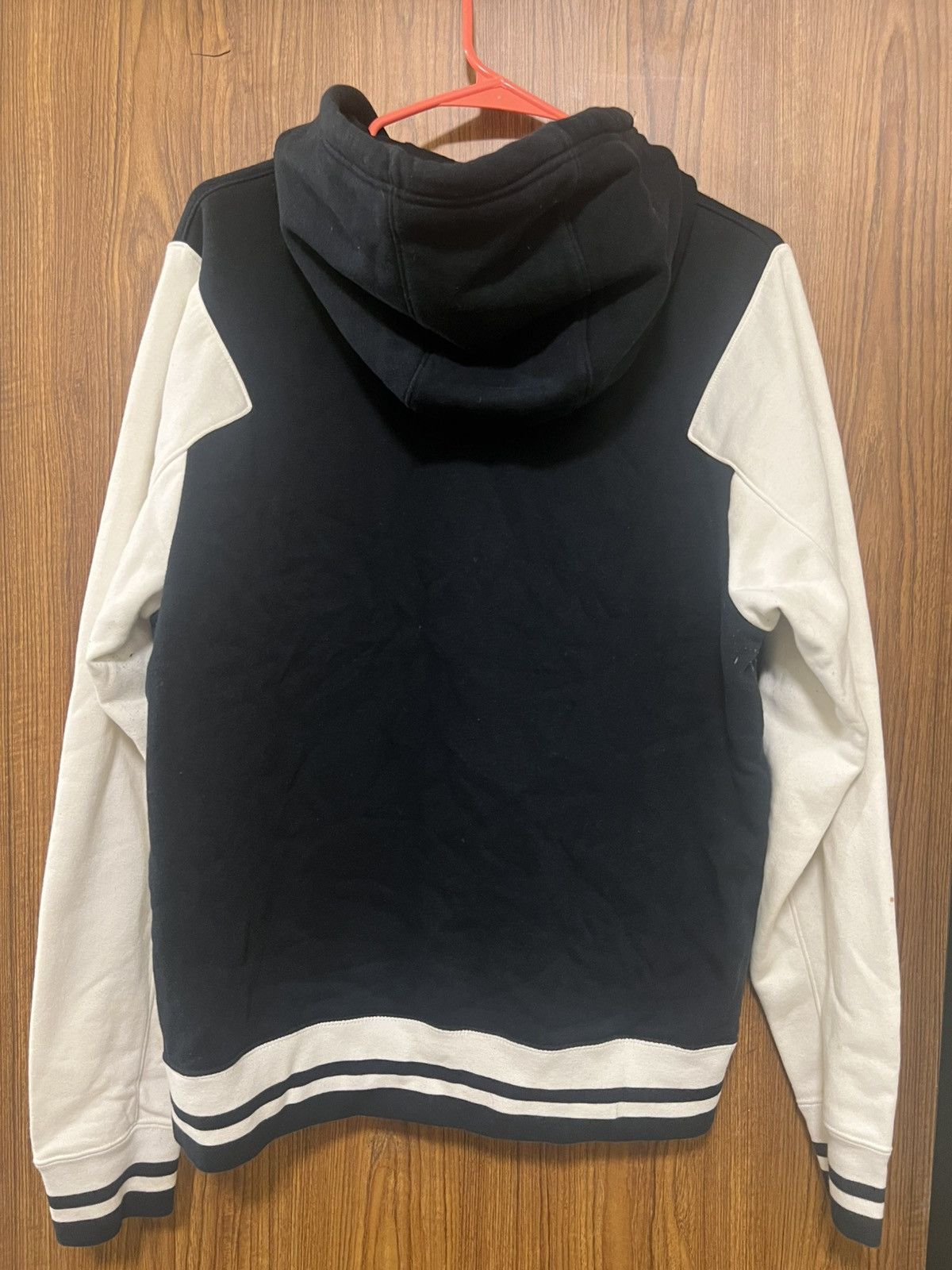 Jordan Brand SIZE M Jordan Varsity Jacket Size US M / EU 48-50 / 2 - 2 Thumbnail