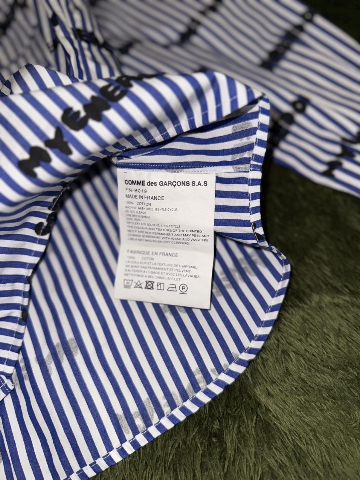 Comme des Garcons SHIRT [M] COMME des GARÇONS Shirt 24AW FRANCE MADE Lettering Shirt Size US M / EU 48-50 / 2 - 6 Thumbnail