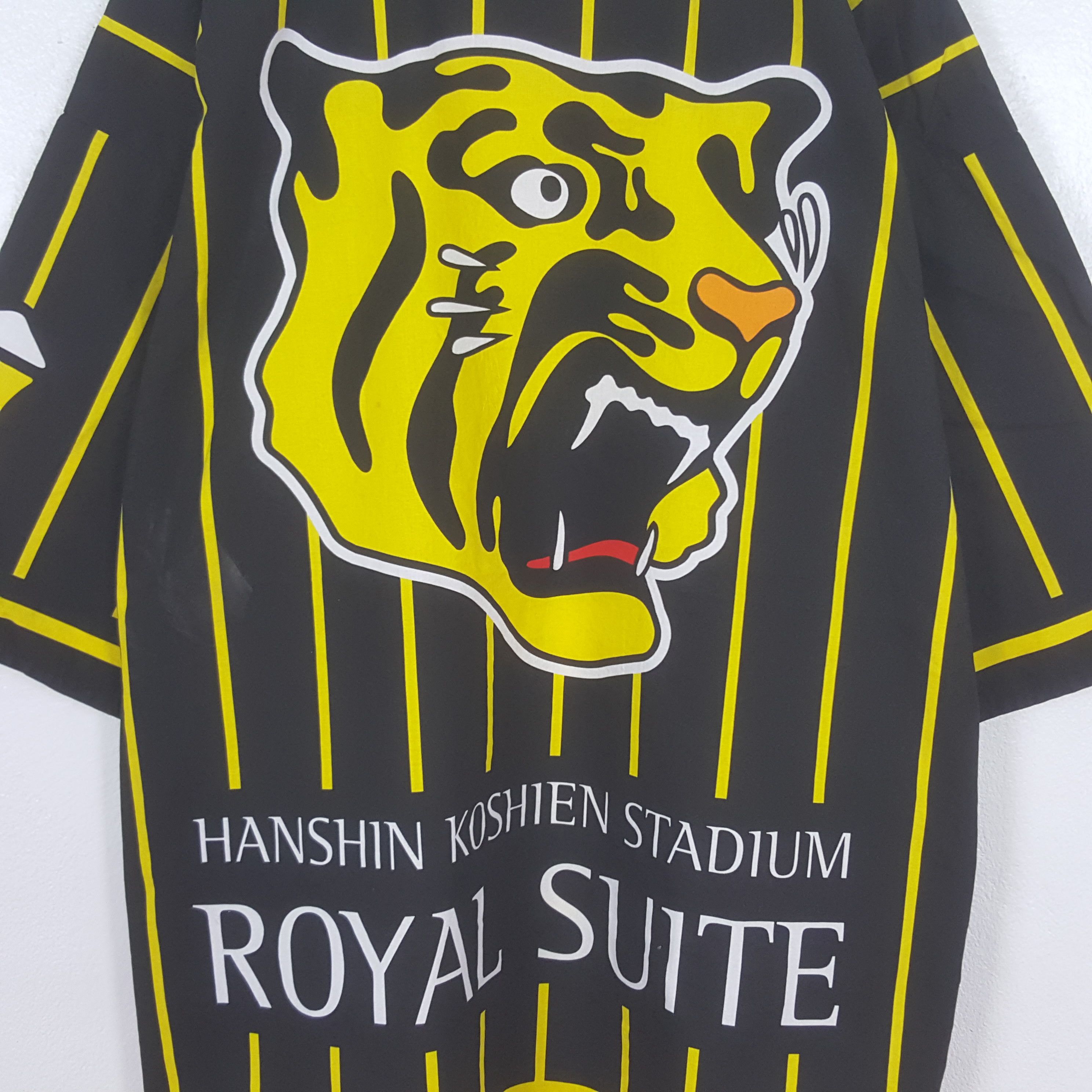 Japanese Brand Vintage Hanshin Koshien Stadium Royal Suite Kimono Jacket Size US XL / EU 56 / 4 - 2 Thumbnail