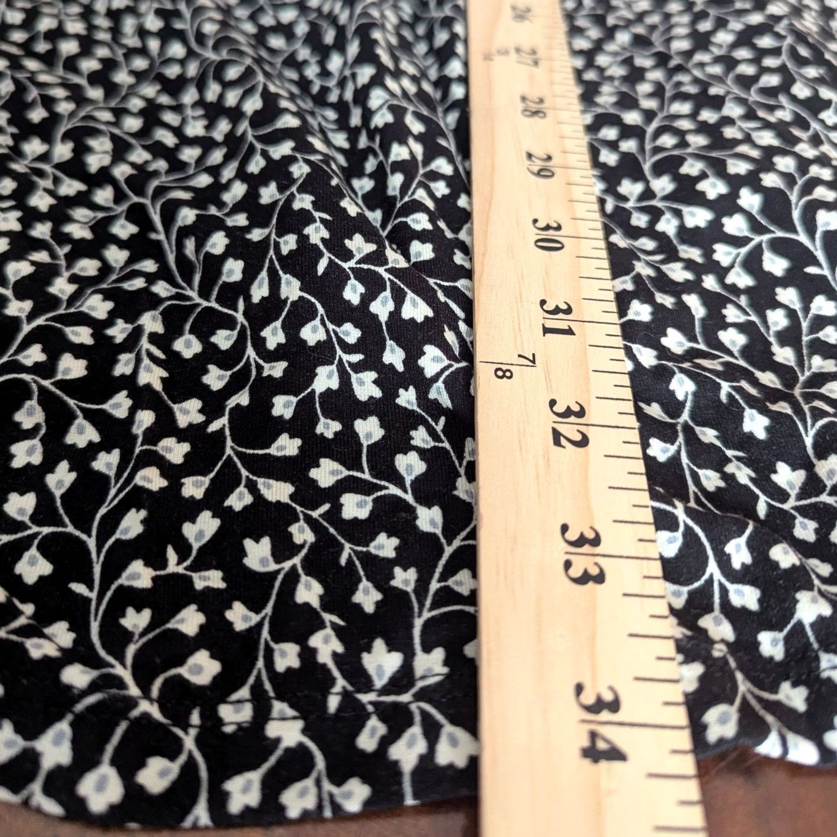 Old Navy Old Navy Black White Mini Floral Print Long Sleeve Shift Dress Women's L Size L / US 10 / IT 46 - 6 Thumbnail