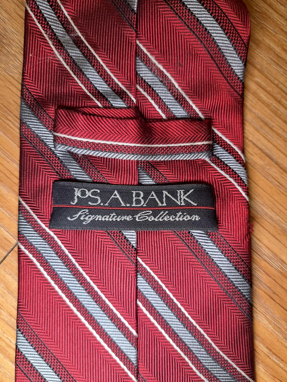 Jos. A. Bank Jos A Bank Silk Tie Red Multicolor Striped Herringbone Size ONE SIZE - 2 Thumbnail