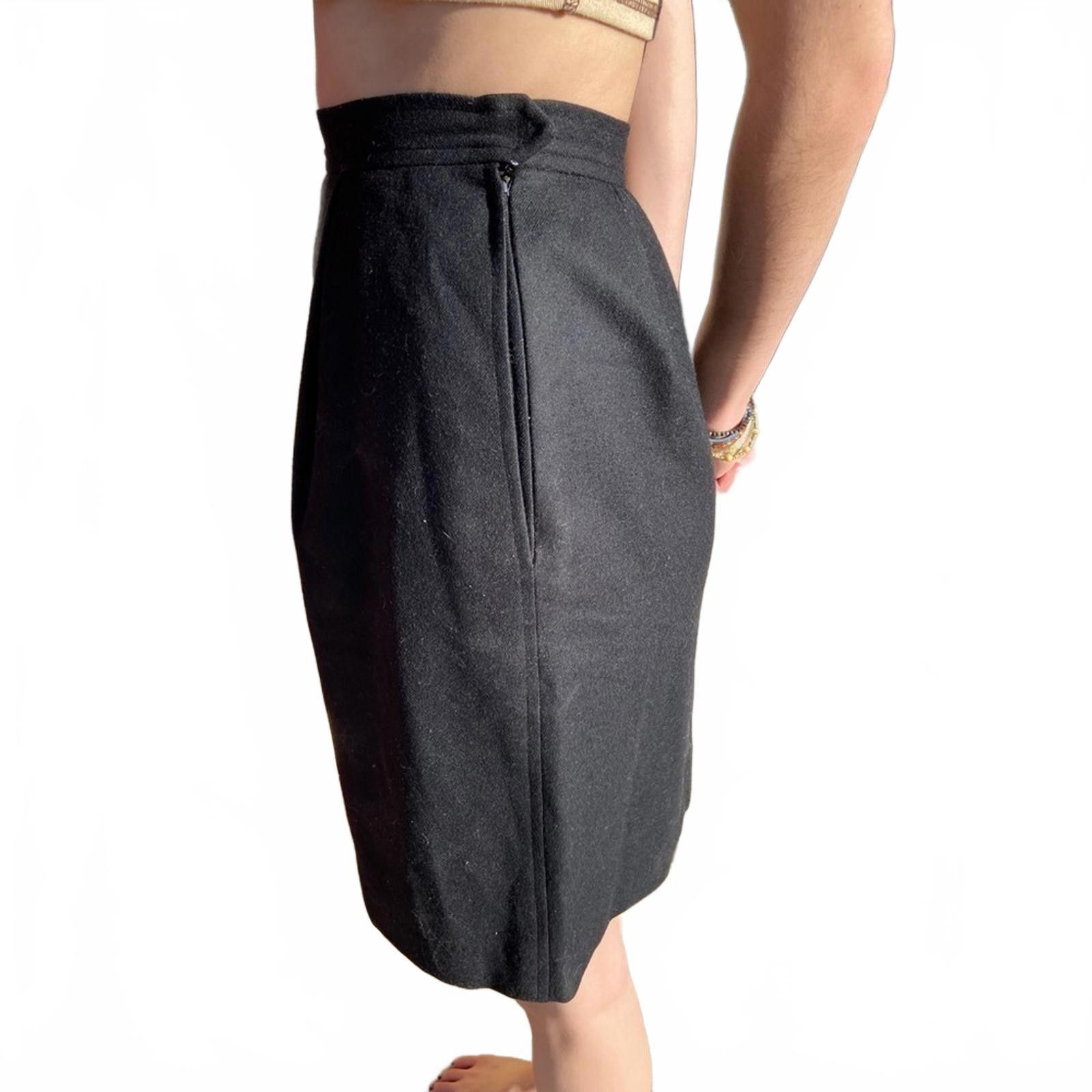 Saint Laurent Paris Saint Laurent Rive Gauche Wool High Pleated Waist Skirt Size 25" / US 0 / IT 36 - 2 Thumbnail