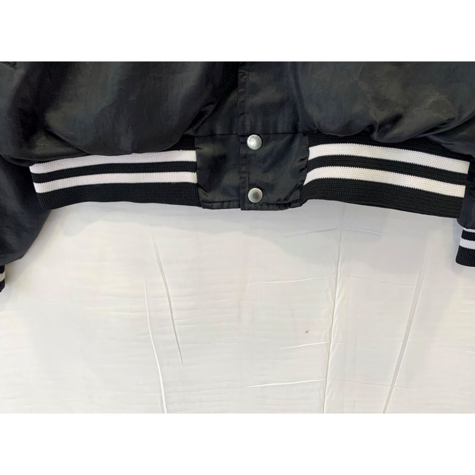 Vintage VINTAGE Hilton Active Apparel Bomber Jacket Men L Black 80s 90s Kay-Bee Toys Promotional Shop Retro Nylon Satin Jacket Size US L / EU 52-54 / 3 - 7 Thumbnail