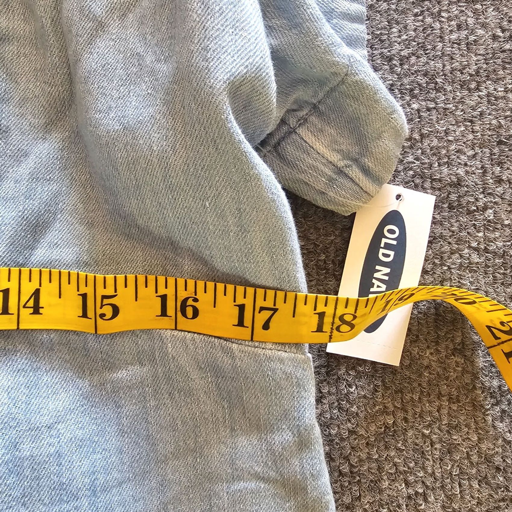 Old Navy Old Navy Top Women Large Blue Jean Denim V-Neck Short Sleeve Casual Blouse Size L / US 10 / IT 46 - 5 Thumbnail