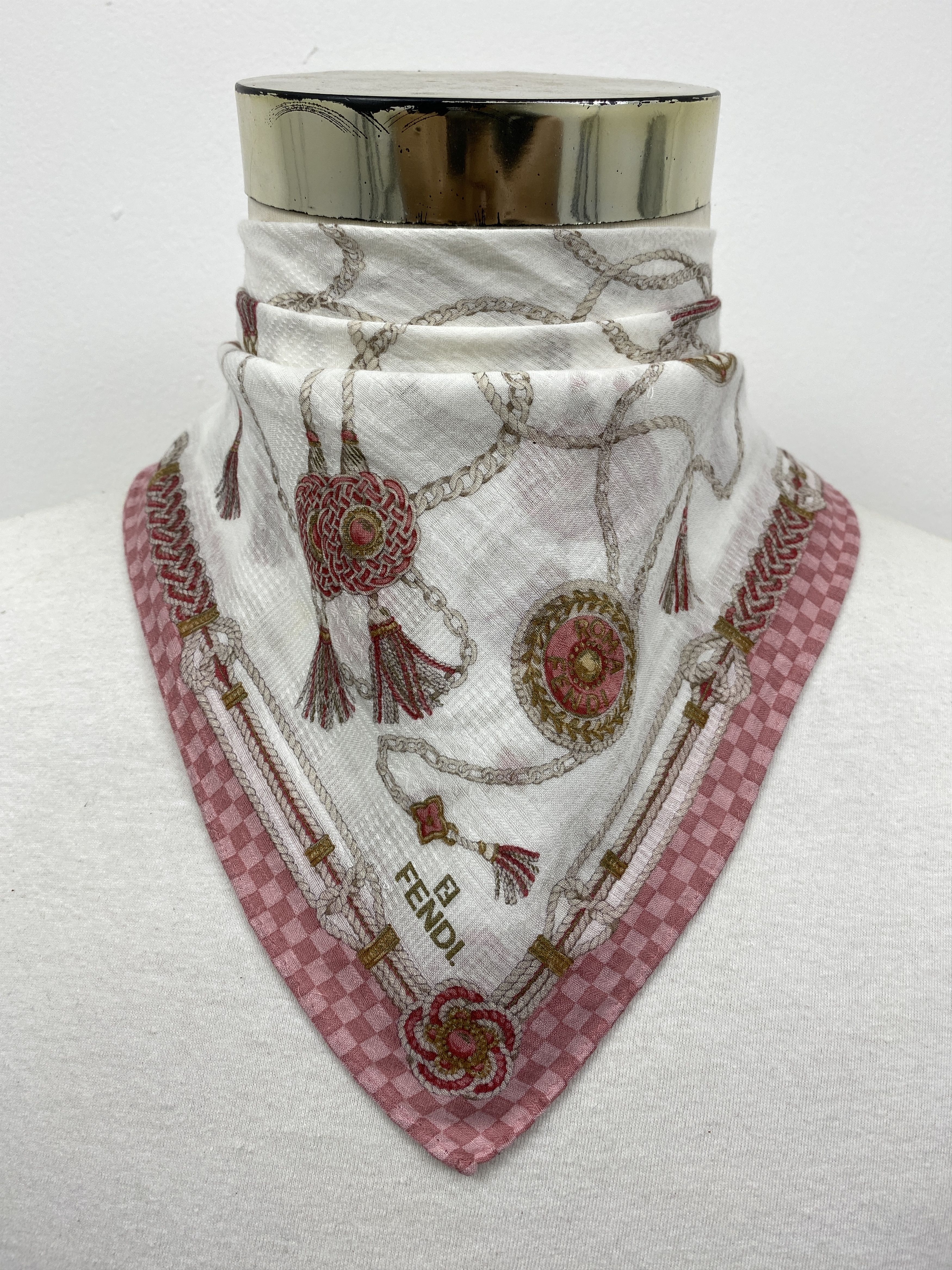 Vintage Fendi Handkerchief / Bandana / Neckerchief HKC0515 Size ONE SIZE - 2 Thumbnail