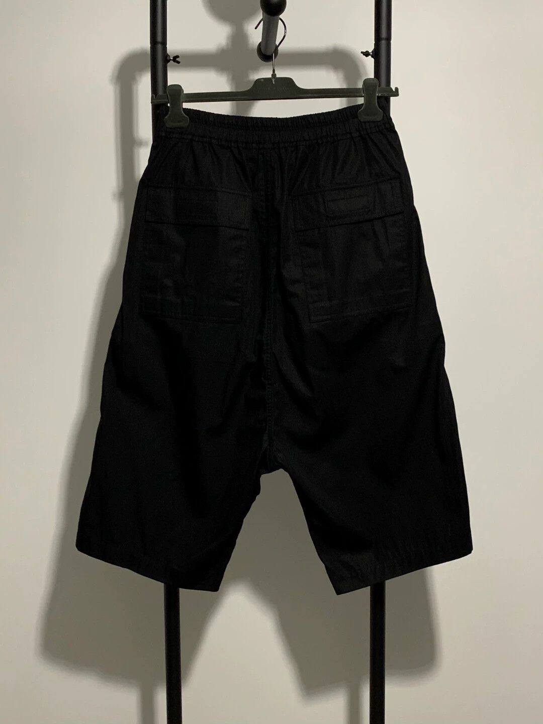 Rick Owens Rick Owens RO 7/8 length lightweight cotton shorts M Size US 32 / EU 48 - 2 Thumbnail