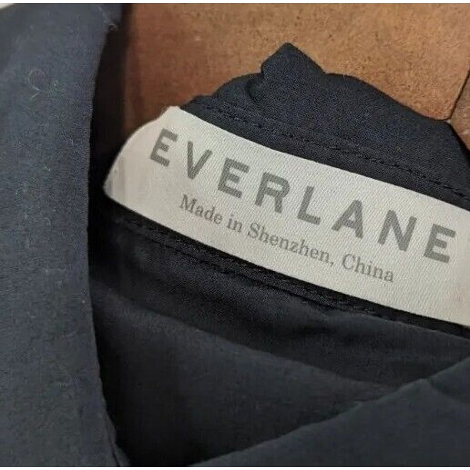 Everlane Everlane Shirt Womens XS Button Sleeveless Concealed Placket Size XS / US 0-2 / IT 36-38 - 3 Thumbnail
