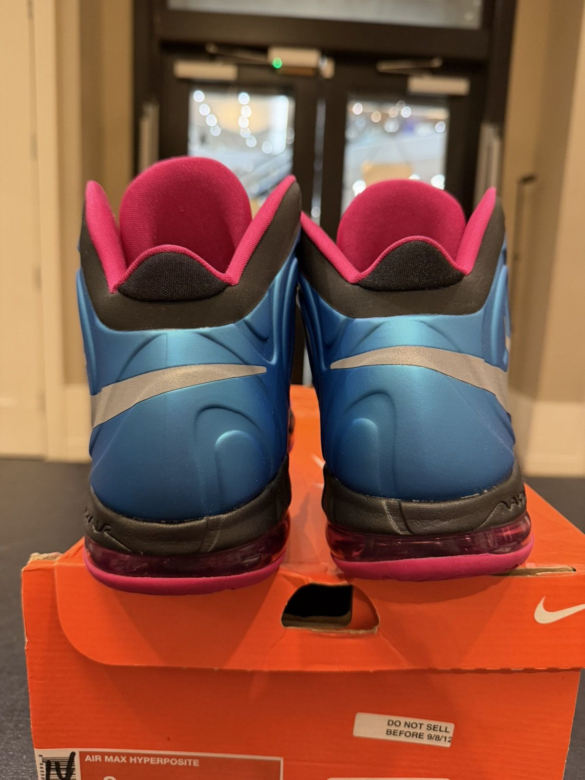 Nike Nike Hyperposite ‘Fireberry’ Size US 8 / EU 41 - 3 Thumbnail