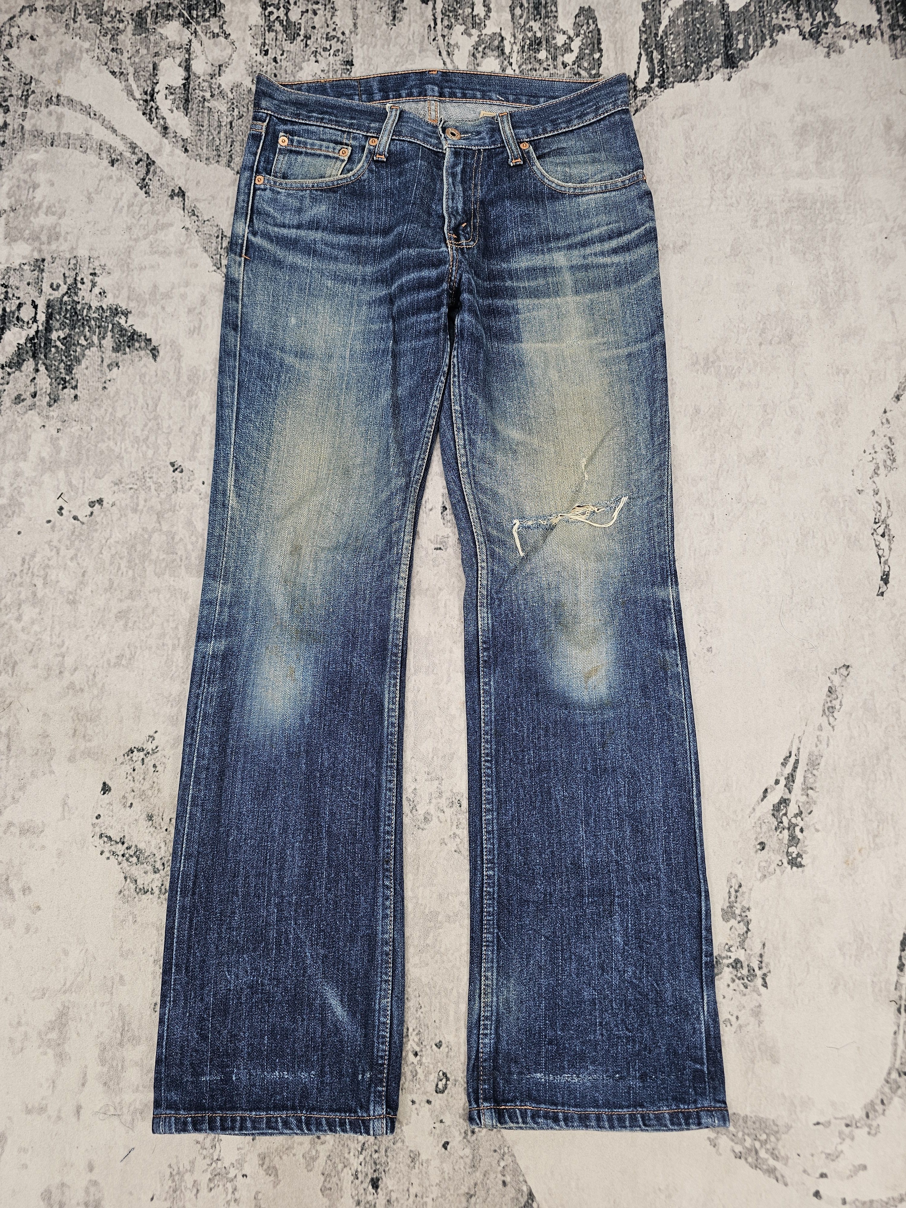 Vtg LEVIS 557 Boot Cut Flare Ripped Blue Jeans L0571