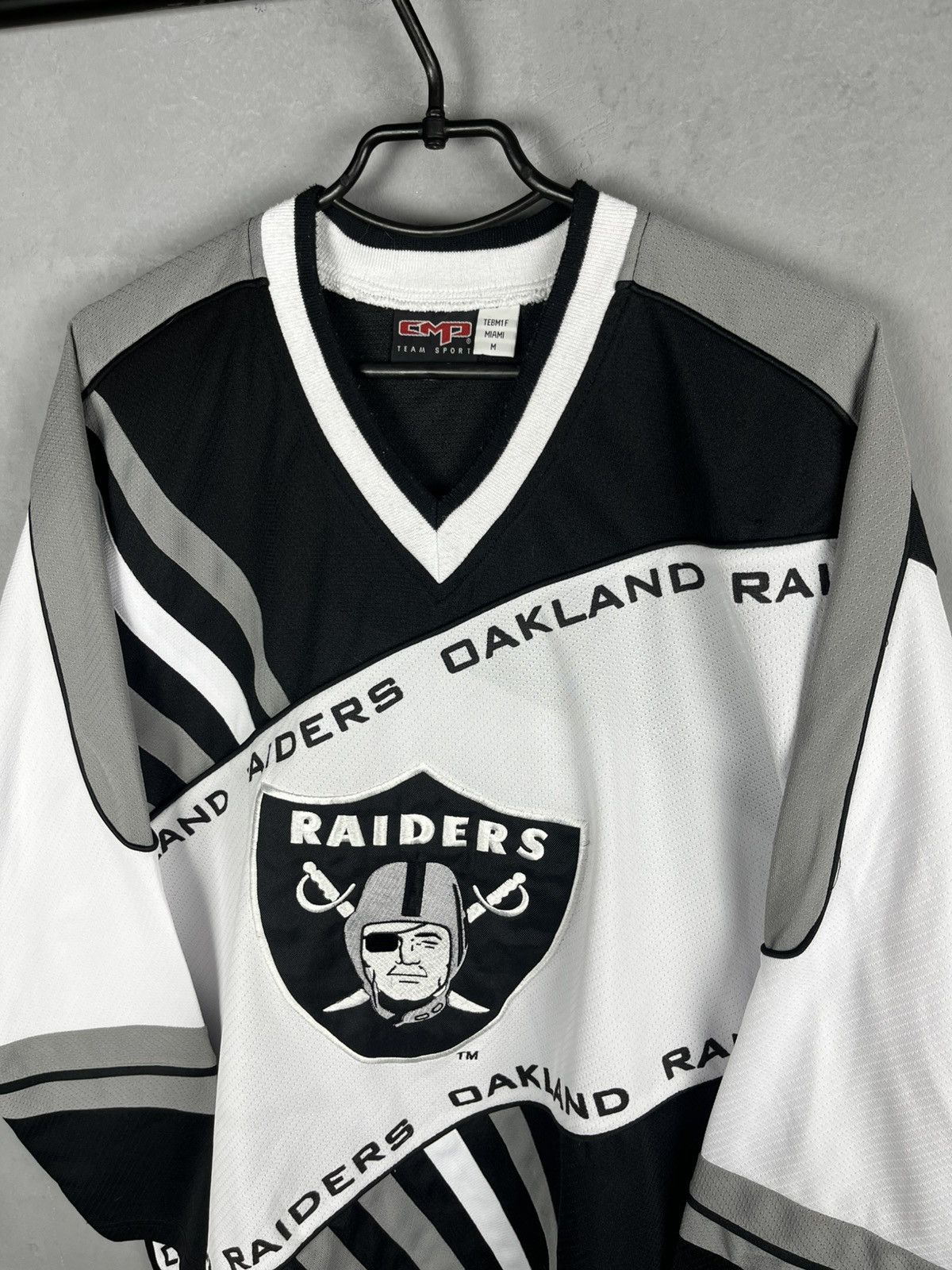 Vintage Oakland Raiders jersey, NFL vintage football, 90s hip hop Size US M / EU 48-50 / 2 - 4 Thumbnail