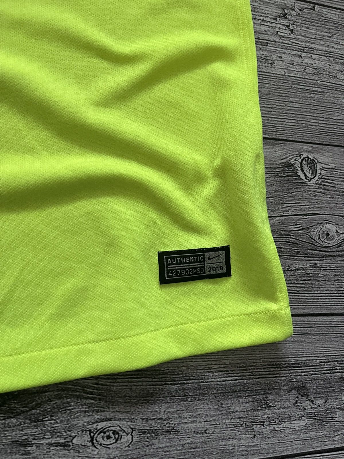 Nike FC Barcelona Nike Away Jersey Neon Yellow Dri-Fit Men’s S Size US S / EU 44-46 / 1 - 2 Thumbnail