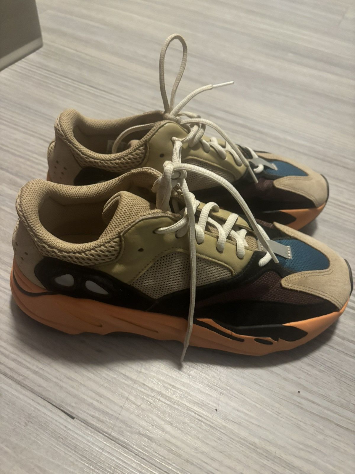 Adidas Yeezy 700 enflame amber Size US 9.5 / EU 42-43 - 2 Thumbnail