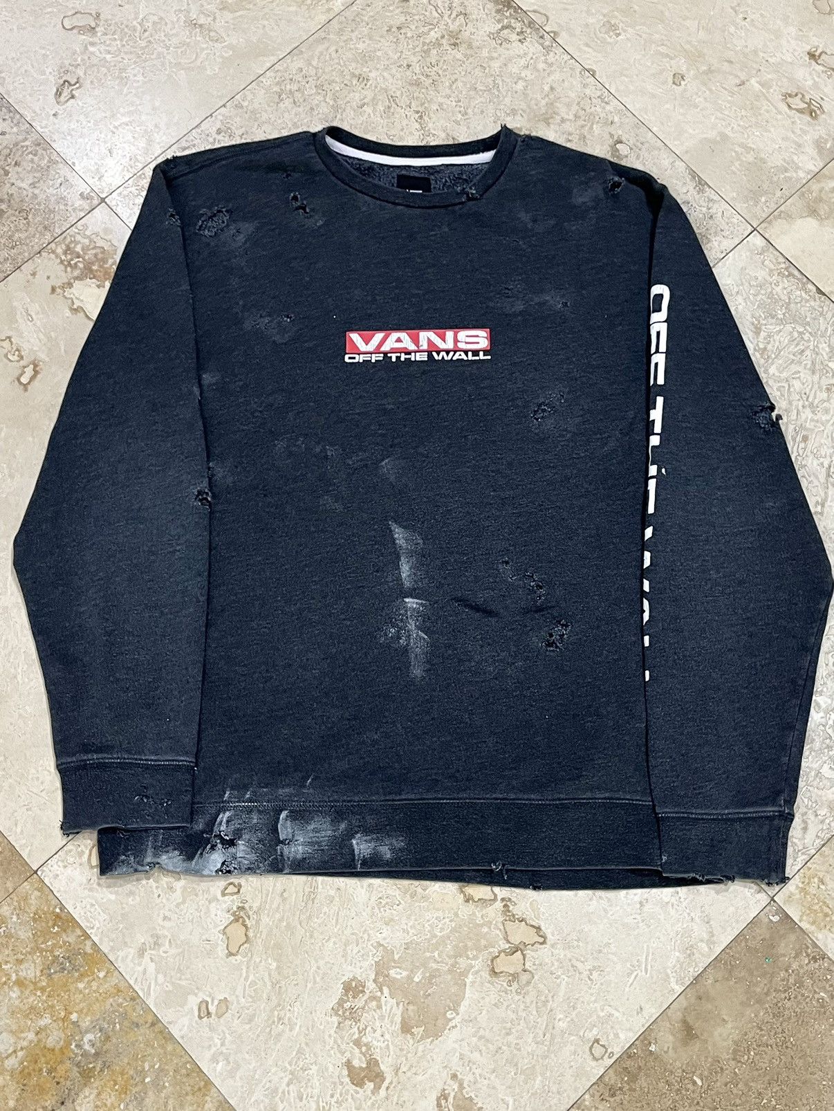 Vans × Vintage Y2K Thrashed Vans Sweatshirt Size US XL / EU 56 / 4 - 1 Thumbnail