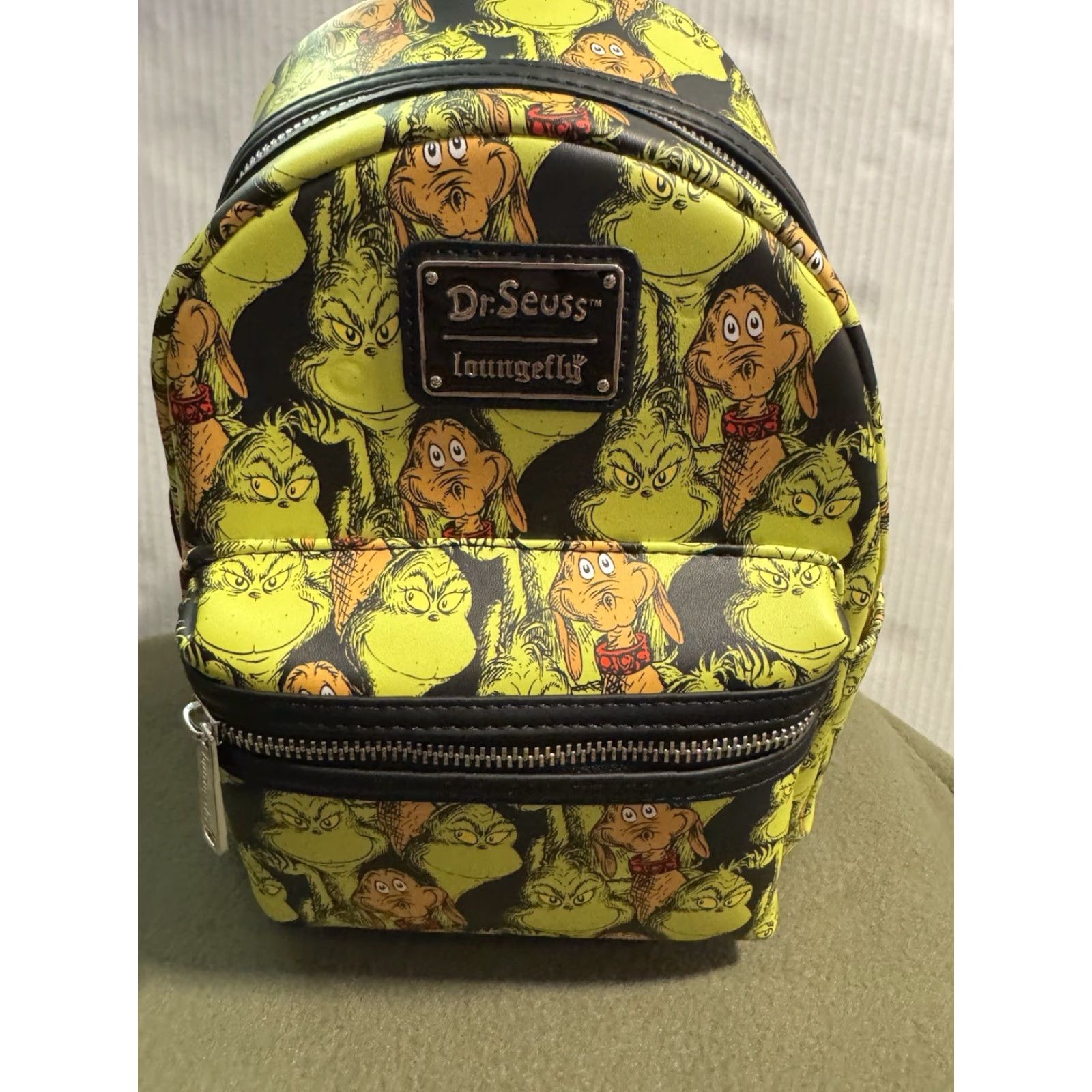 Vintage Loungefly Dr. Seuss The Grinch & Max Sketch Mini Backpack AOP Green NWT RARE Size ONE SIZE - 5 Thumbnail