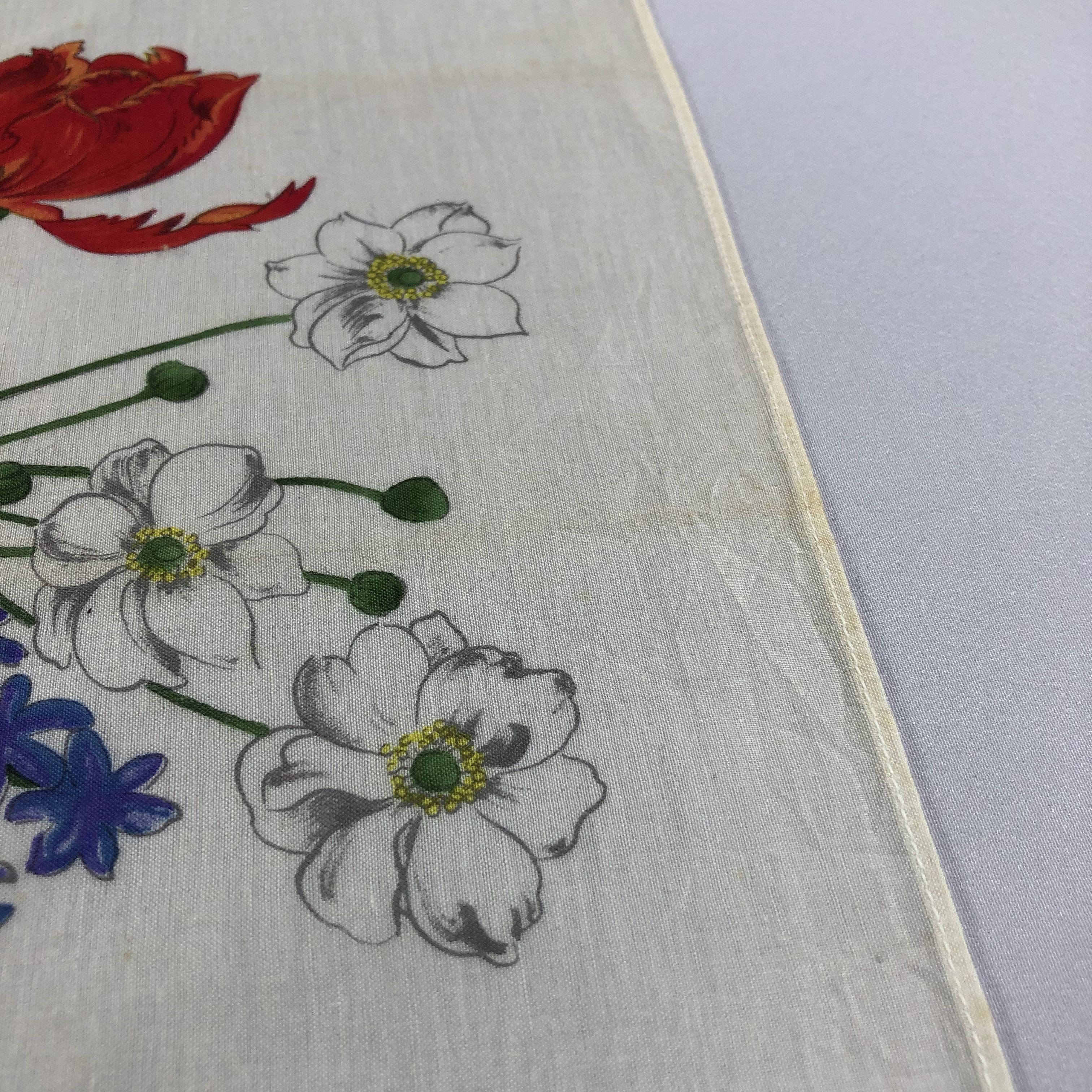 Hanae Mori × Japanese Brand × Vintage Hanae Mori Handkerchief Neckerchief Bandana H2091 Size ONE SIZE - 6 Thumbnail