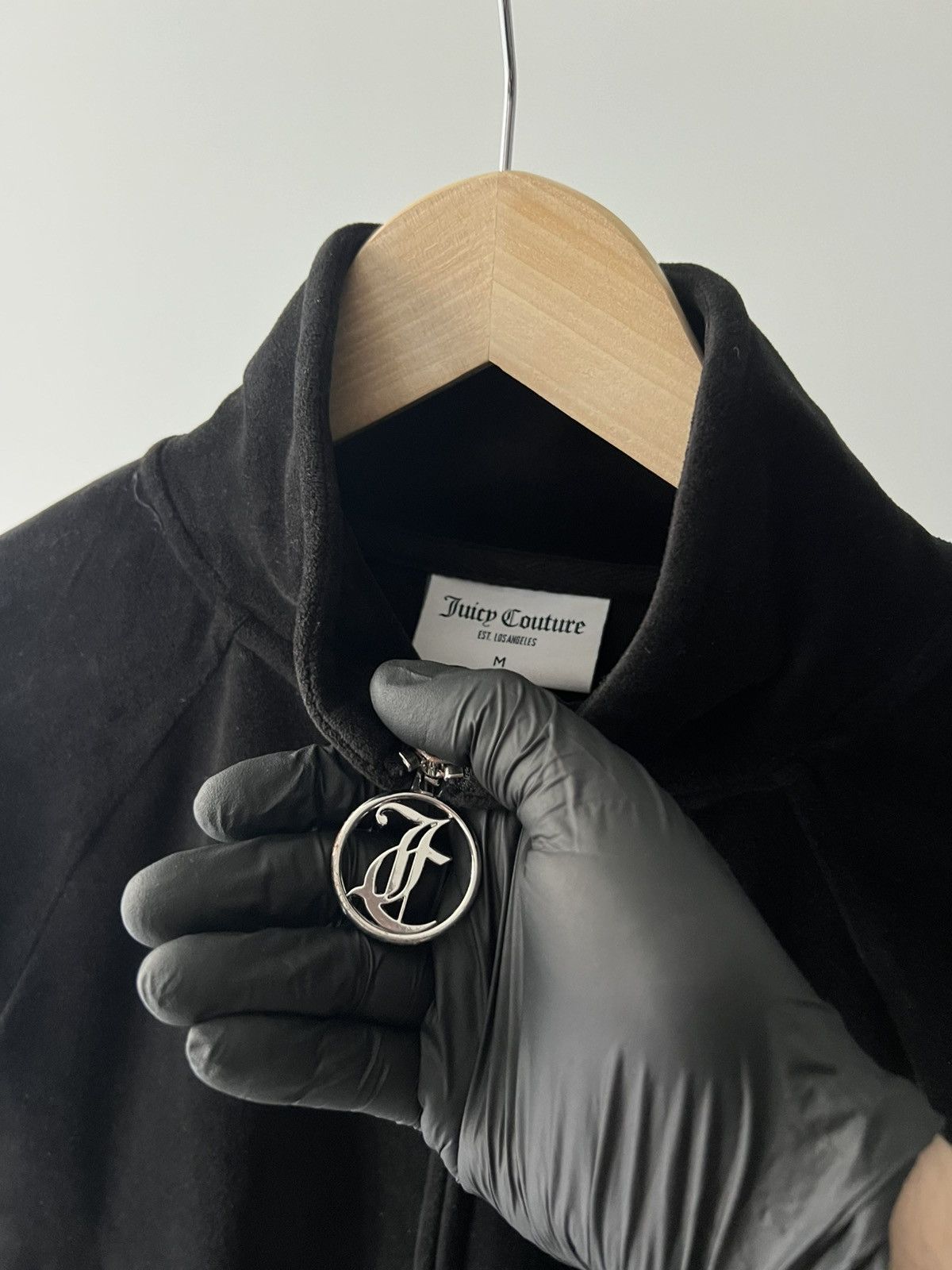 Juicy Couture Juicy Couture Women's Black Madison Hoodie Velour Medium Size M / US 6-8 / IT 42-44 - 10 Thumbnail