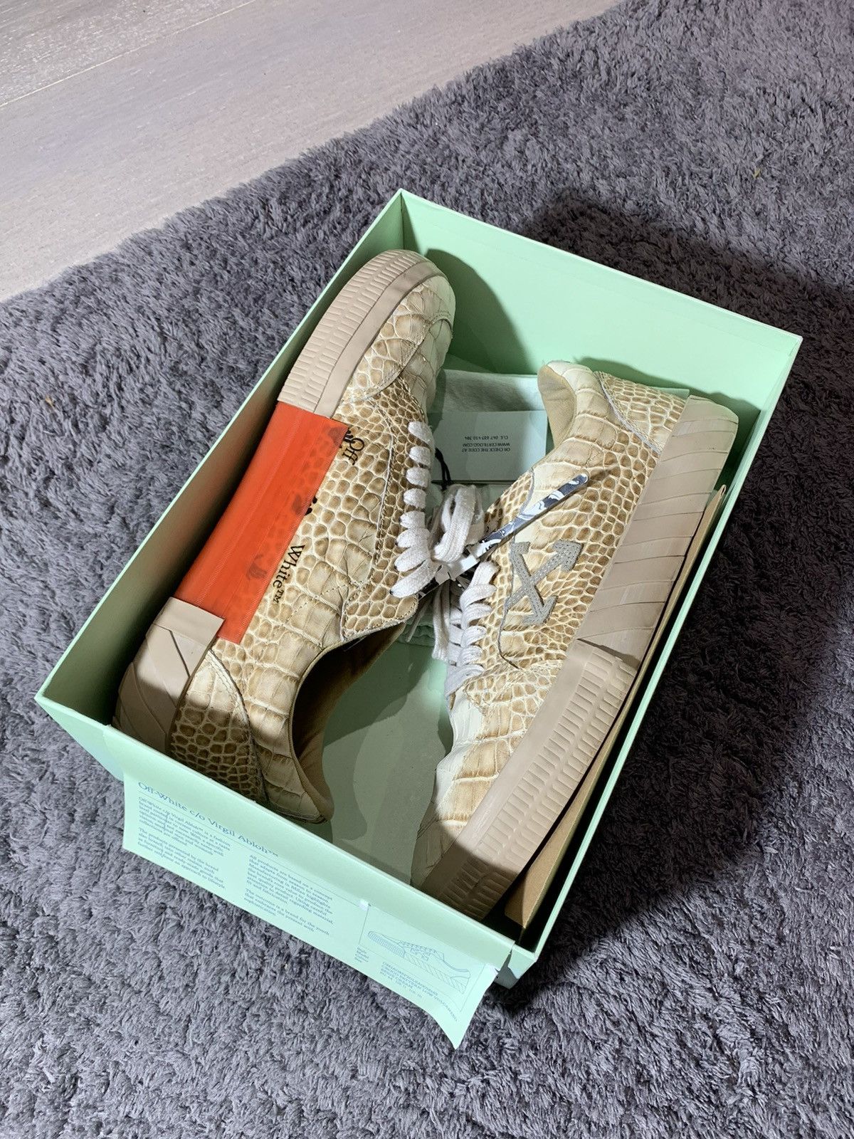 Off-White × Virgil Abloh Offwhite croco pattern Vulcanized beige cream US11 Size US 11 / EU 44 - 8 Thumbnail