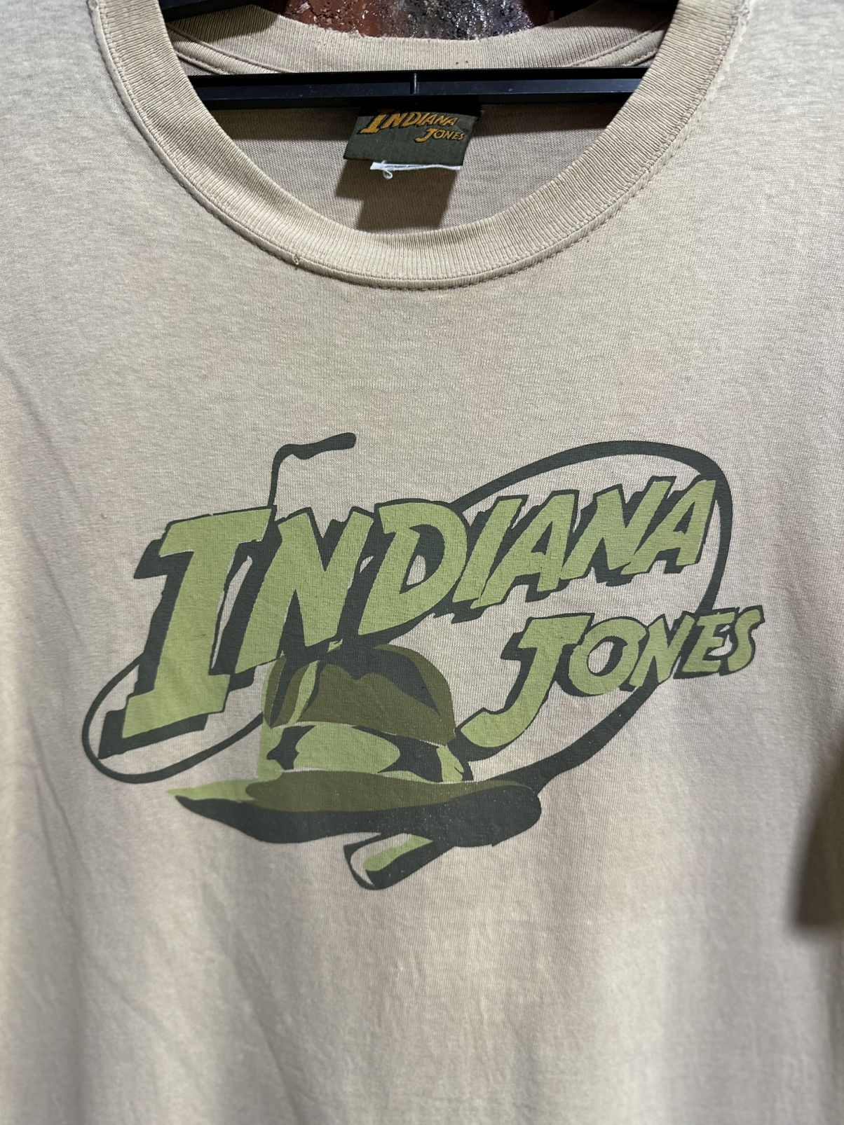 Planet Hollywood Thrashed Indiana Jones Sun Faded Tee Size US L / EU 52-54 / 3 - 2 Thumbnail